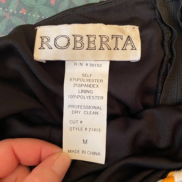 One sleeve cocktail dress - Picture 3 of 3